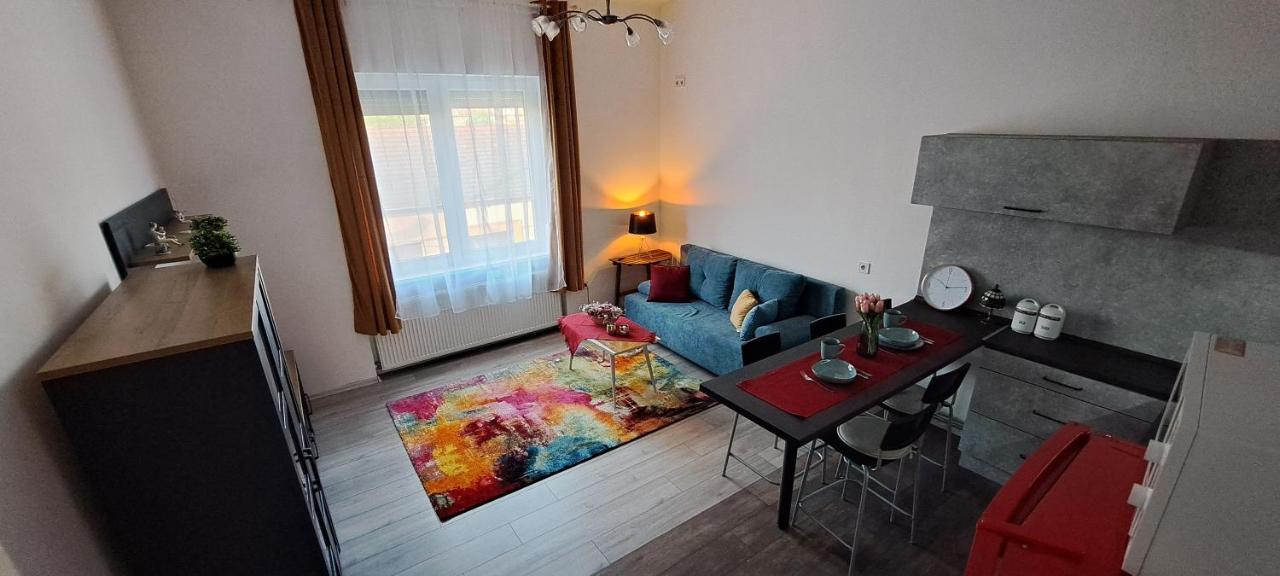 塞格德Napraforgo Apartman公寓 外观 照片